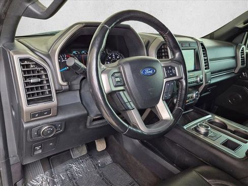 Used 2021 Ford Expedition XLT RWD image 10