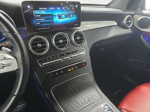 Used 2023 Mercedes-Benz GLC 300 4MATIC Coupe image 18