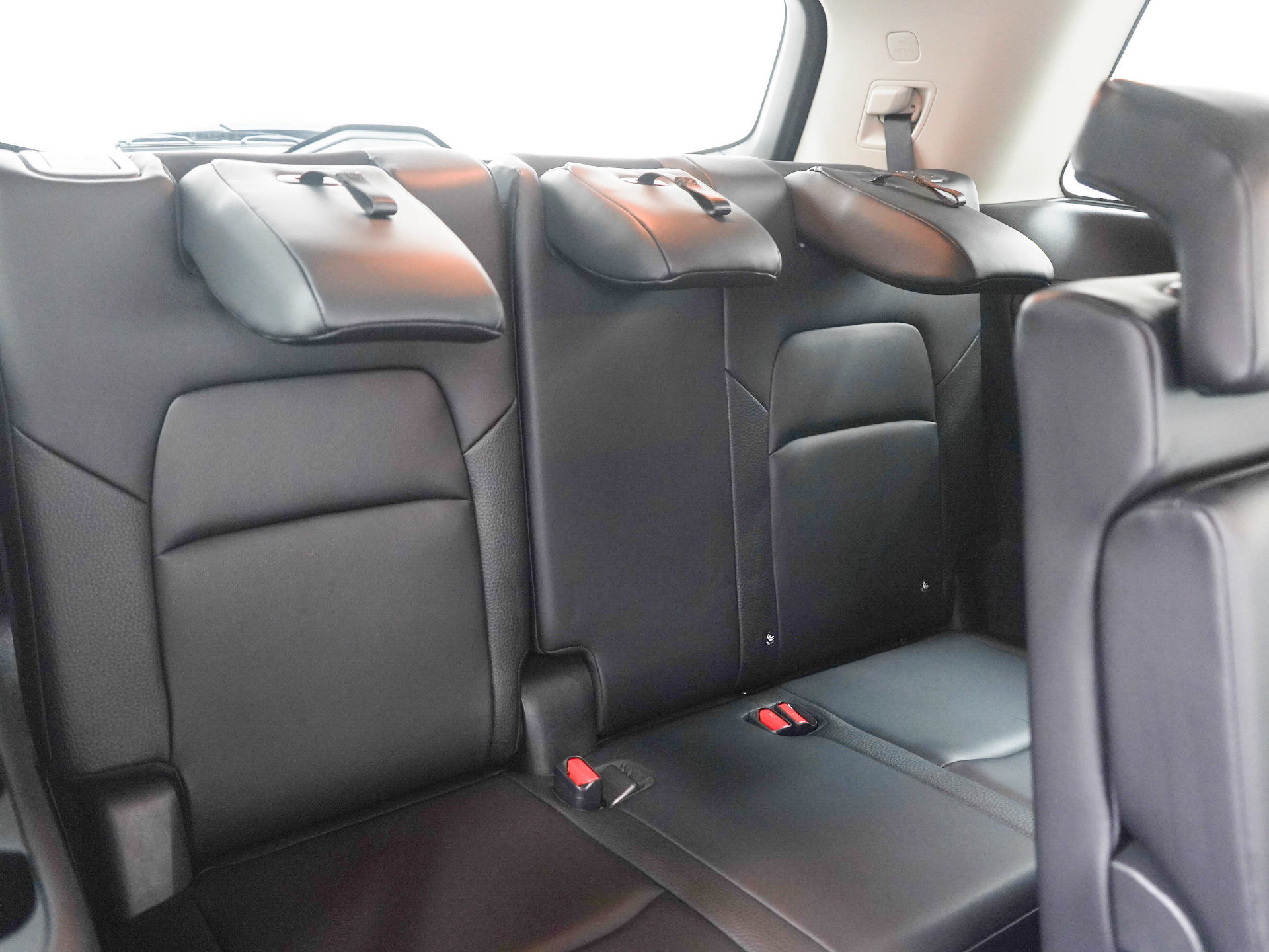 Used 2024 Nissan Pathfinder SL AWD/4WD image 13