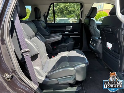 Used 2025 Ford Expedition Platinum AWD/4WD image 21