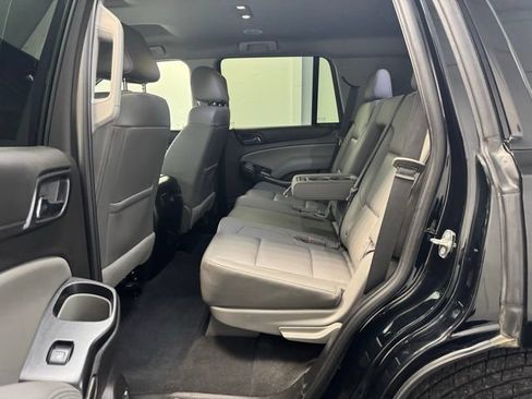 Used 2019 Chevrolet Tahoe LT w/ RST Edition AWD/4WD image 31
