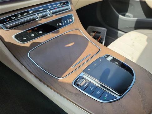 Used 2022 Mercedes-Benz E 350 Sedan image 21