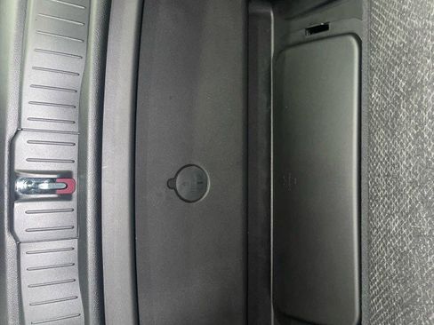 New 2026 Jeep Grand Cherokee L Laredo w/ MOPAR Finishing Package image 24