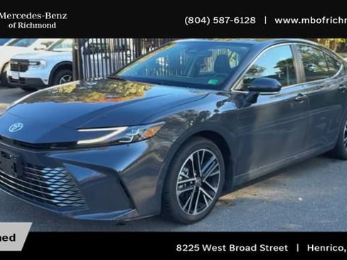Used 2025 Toyota Camry XLE image 6