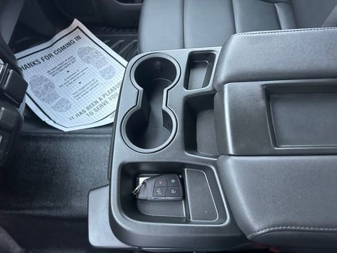 Used 2025 Chevrolet Silverado 2500 W/T w/ WT Convenience Package image 23