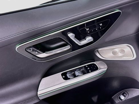 Certified 2026 Mercedes-Benz GLC 300 image 23
