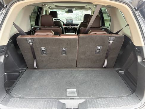 Certified 2025 Honda Pilot Elite image 34