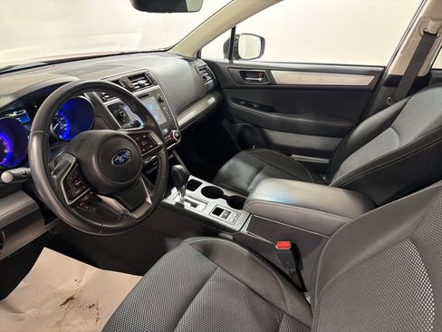 Used 2018 Subaru Outback 2.5i Premium image 10