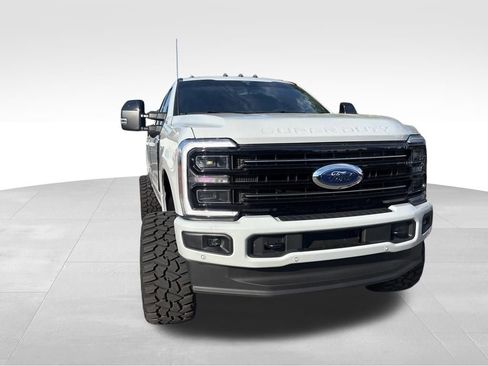 Used 2026 Ford F250 Platinum AWD/4WD image 7