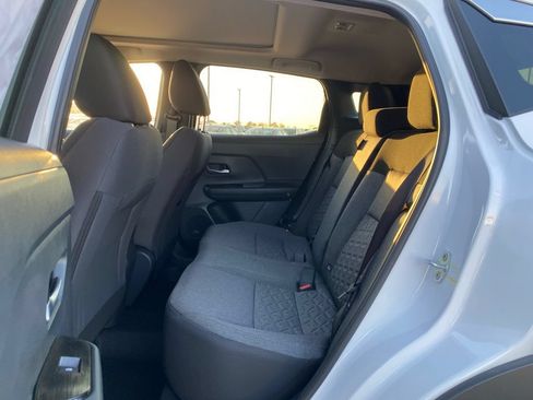 New 2026 Nissan Kicks SV w/ SV Premium Package FWD image 14