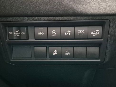 New 2026 Toyota Tundra Limited AWD/4WD image 16