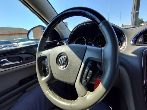 Used 2017 Buick Enclave Premium AWD/4WD image 22