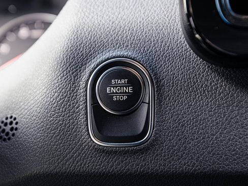 Used 2025 Mercedes-Benz Sprinter 2500 image 14