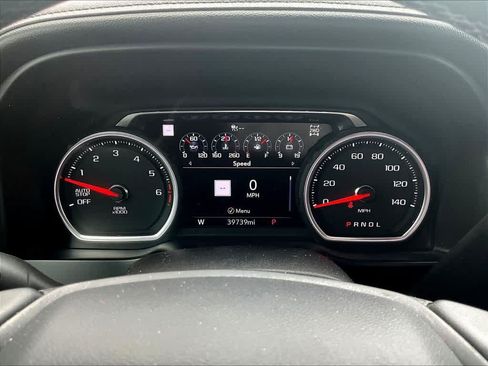 Used 2021 Chevrolet Silverado 1500 High Country AWD/4WD image 16