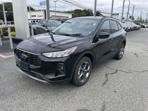 Used 2025 Ford Escape ST-Line Select image 11