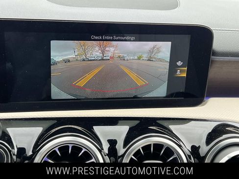 Used 2021 Mercedes-Benz CLA 250 4MATIC image 23