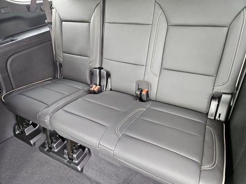 New 2026 GMC Yukon XL Elevation AWD/4WD image 21