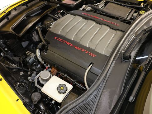 Used 2015 Chevrolet Corvette Stingray Coupe w/ 2LT Preferred Equipment Group image 31