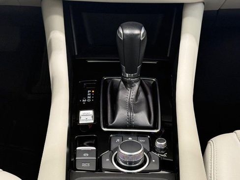 Used 2018 MAZDA MAZDA6 Signature FWD image 11