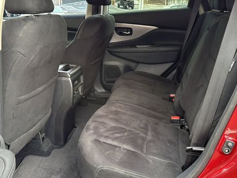 Used 2019 Nissan Murano S image 20