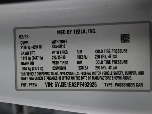 Used 2023 Tesla Model 3 Standard Range RWD image 2