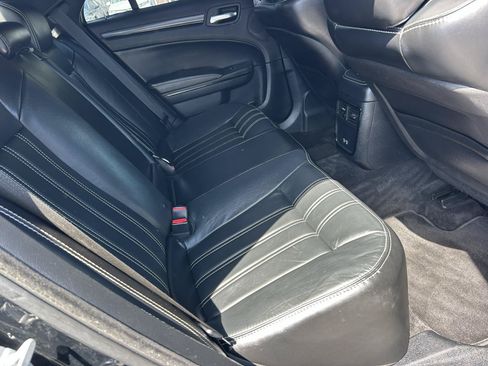 Used 2016 Chrysler 300 S w/ 300S Premium Group RWD image 11