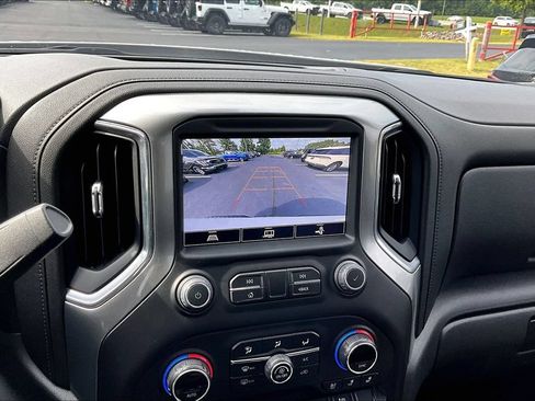 Used 2021 Chevrolet Silverado 1500 LTZ w/ LTZ Convenience Package II AWD/4WD image 15