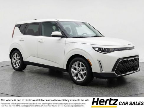 Used 2025 Kia Soul LX w/ LX Technology Package image 1