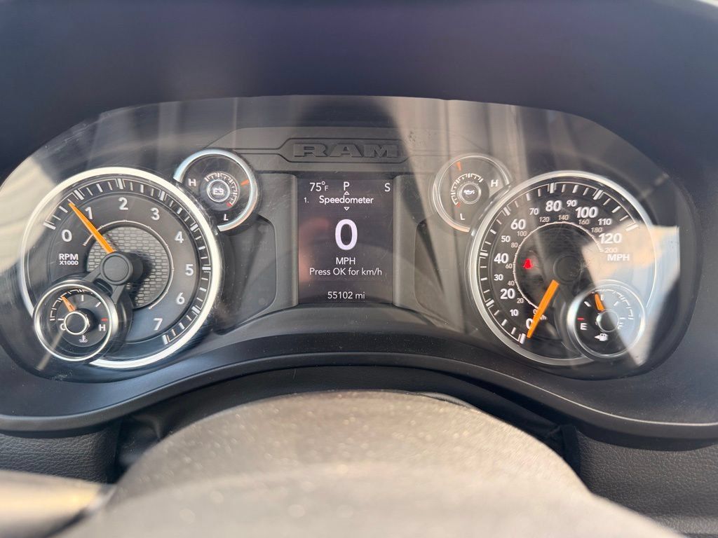 Used 2022 RAM 1500 Big Horn AWD/4WD image 17