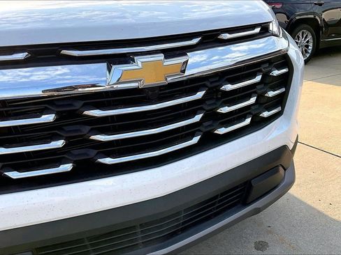 Used 2026 Chevrolet Equinox LT FWD image 28