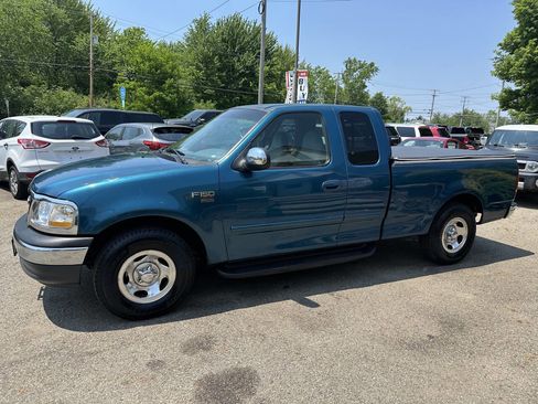 Used 2000 Ford F150 XLT image 3