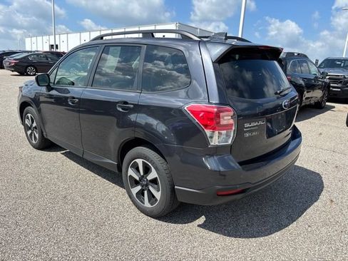 Used 2018 Subaru Forester 2.5i Premium w/ All-Weather Package AWD/4WD image 4