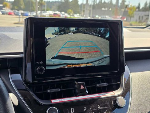 Used 2026 Toyota Corolla LE image 22