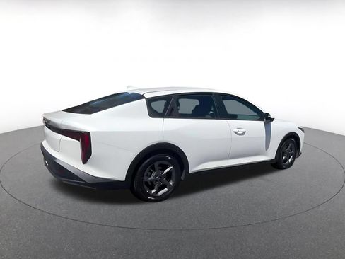 Used 2025 Kia K4 FWD image 15