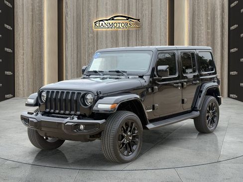 Used 2021 Jeep Wrangler Unlimited Sahara AWD/4WD image 4