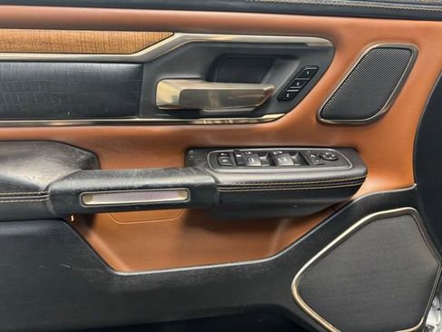 Used 2019 RAM 1500 Laramie Longhorn image 10