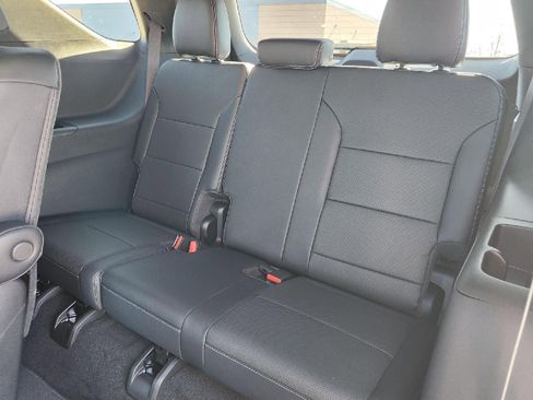 Used 2025 Chevrolet Equinox LT image 22