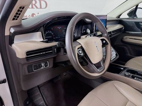 Used 2020 Lincoln Corsair FWD image 11