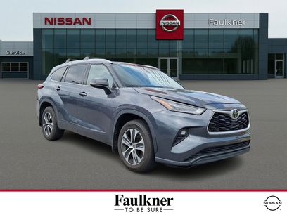 Used 2022 Toyota Highlander XLE