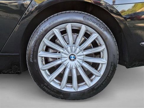 Used 2020 BMW 745e xDrive image 14