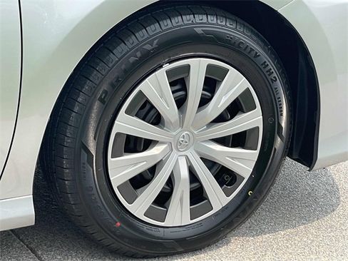 Used 2024 Toyota Camry LE image 24