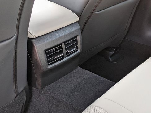 Used 2022 Lexus IS 350 F Sport image 25