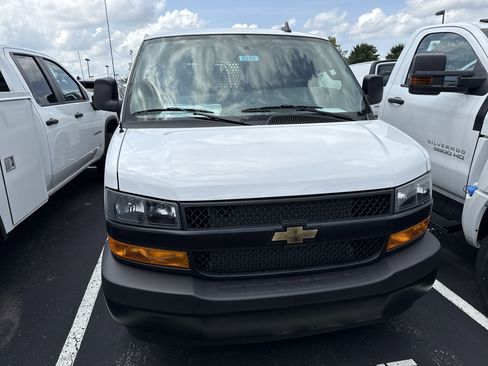 New 2025 Chevrolet Express 2500 w/ Driver Convenience Package image 3