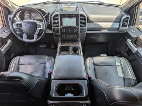 Used 2019 Ford F250 Lariat w/ Lariat Ultimate Package AWD/4WD image 12