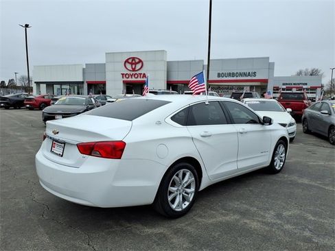 Used 2019 Chevrolet Impala LT image 3