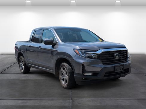 Certified 2023 Honda Ridgeline RTL image 2