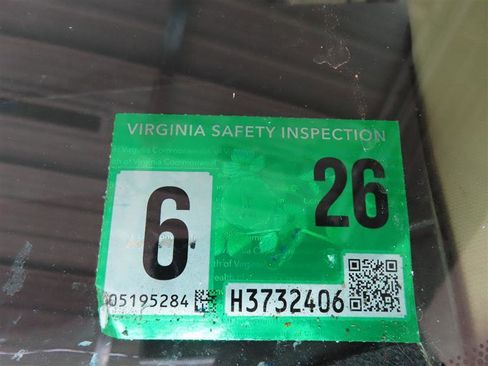 Used 2015 Ford F350 Lariat w/ Chrome Package image 37