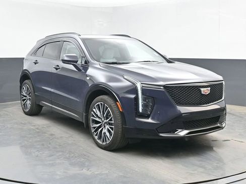 Used 2024 Cadillac XT4 Sport AWD/4WD image 2