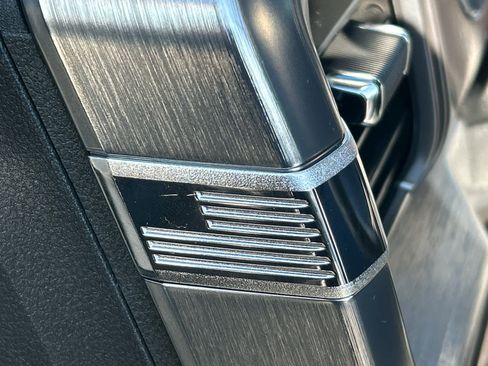 Used 2021 Ford F150 Lariat image 24