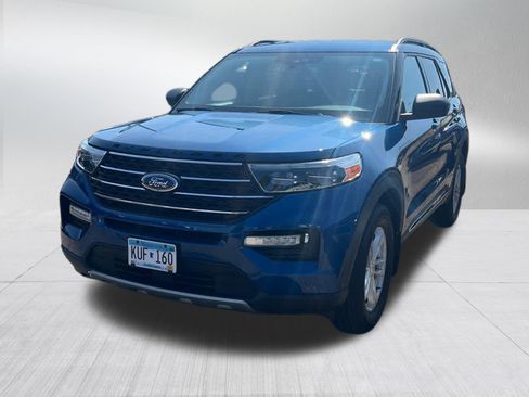 Used 2021 Ford Explorer XLT AWD/4WD image 7